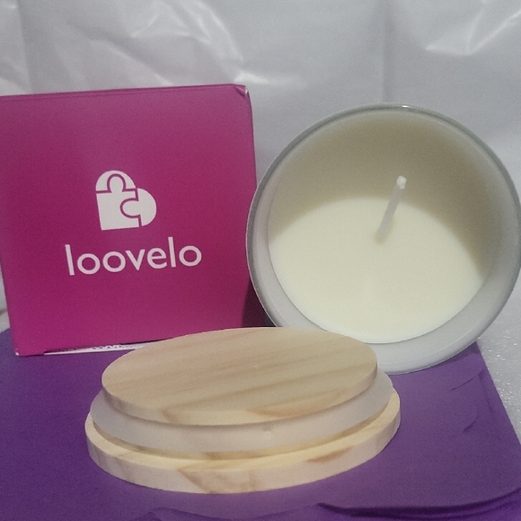 Loovelo Scented Soy Candle - Picture 2 of 2